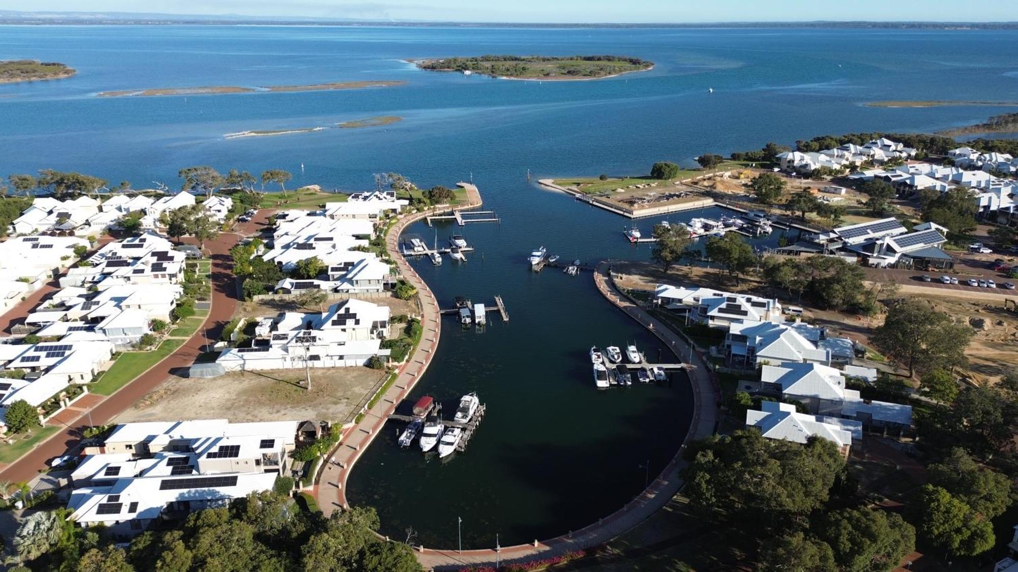 Mandurah Quay Resort Exterior photo